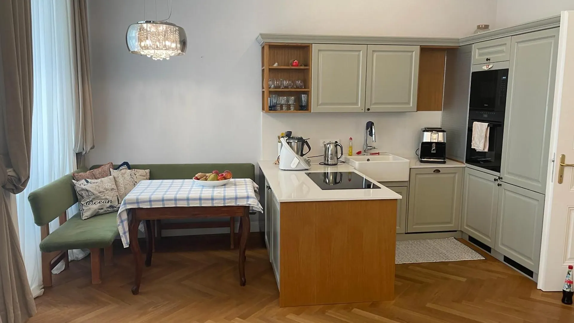 Repraesentative Wohnung In Bester Lage Vienna 0*,  Austria