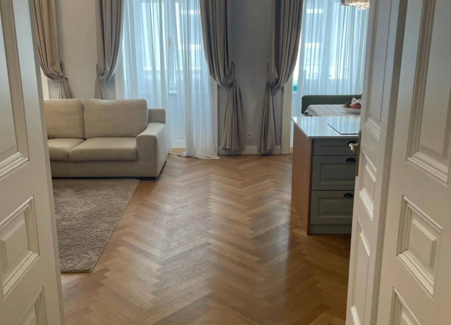 Repraesentative Wohnung In Bester Lage Vienna Apartment